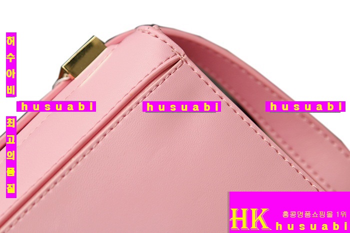 ����� ���ǵ��� �̴� GV5671-4