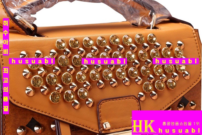 2015�Ż� ������ �̴�ũ�ν��� MCM ���ڰ��� MN2175-5