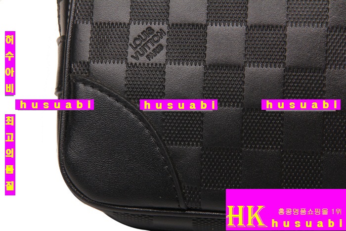 ���̺��� ���� ũ�ν��� M41197-1