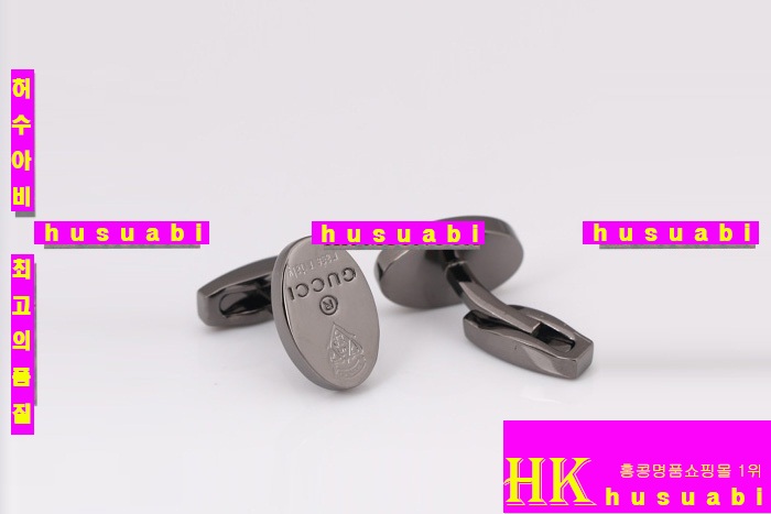 ���� �Ż� Ŀ���� 4528