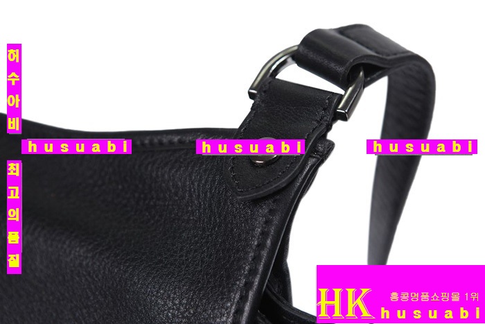 �ֹ��� ���� ���� ũ�ν��� �Ż� MU1568-3