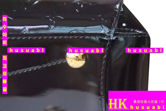 ���̺��� ������ ���״� �Ż� M50167-2