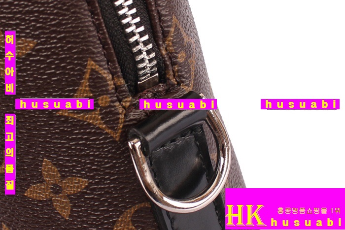 ���̺��� �������� �Ż� ���� ũ�ν��� M40868