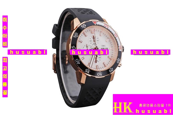 ���̴������� �����ð� Replica IWC Schaffhausen Black Rubber Gold Plated Japanese Quartz Movement 44 x 51 mm. YC010-22