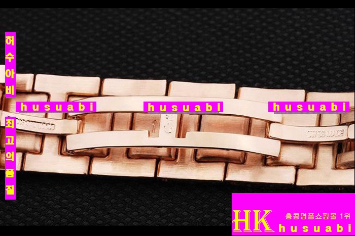 ��쿡 ���ڽð�.Replica Cartier Japanese Quartz MOVEMENT Plated gold men.117-047