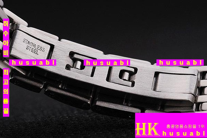 ��쿡 ���ڽð�.Replica Cartier Japanese Quartz MOVEMENT 440 stainless steel Case bezel Women.117-033