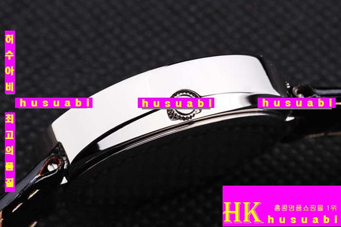 ���ĵ� ���ڽð� Replica Chopard Japanese Quartz MOVEMENT Polished Case Oval shaped Diamond Bezel Black Bracelet Women. sa-17