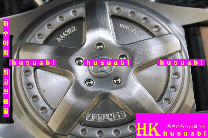 ���� �����Ʋ�� �׺�Ÿ�̸�-�����Ʋ�� �ð�BREITLING - �ð� BENTLEY BIG DATE LEATHER BLACK DIAL 2