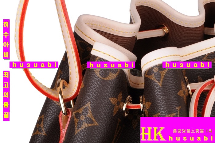 ���̺��밡�� �ڶ� �뿡 ������ M42224