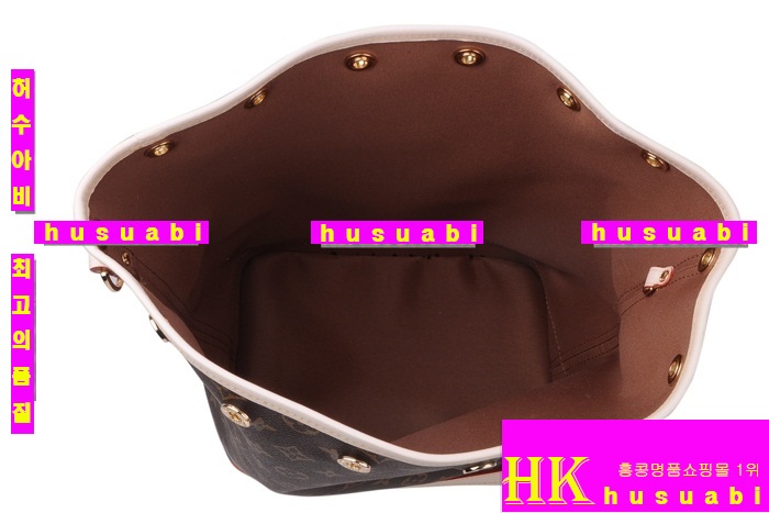 ���̺��밡�� �ڶ� �뿡 ������ M42224