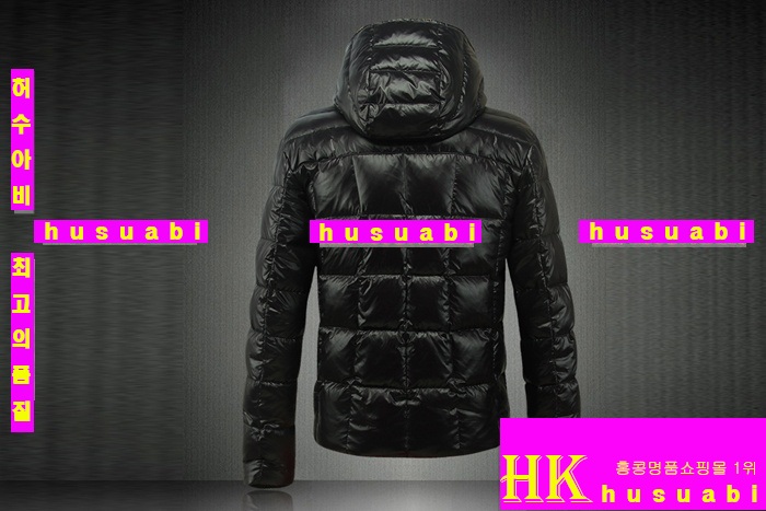 ��Ŭ���� �����е� �Ż� ��ǰ�Ƿ� MO4673-1