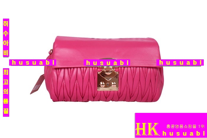 �̿�̿� ���׽�� ũ�ν��� MUG81237-1