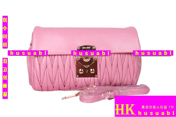 �̿�̿� ���׽�� ũ�ν��� MUG81237-6