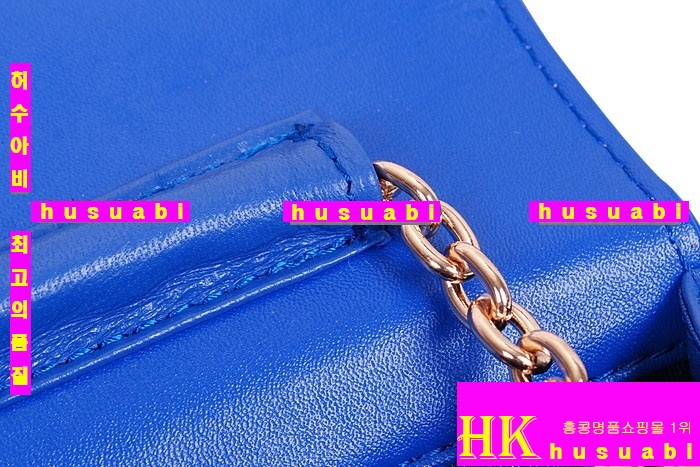 �̿�̿� ���׽�� ũ�ν��� MUG68823-4