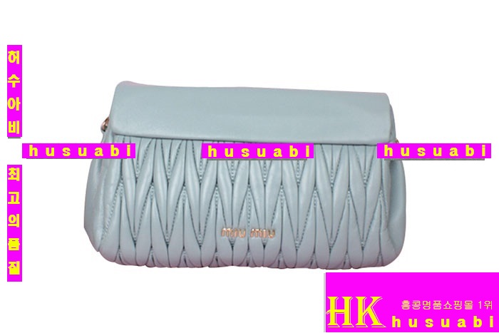 �̿�̿� ���׽�� ũ�ν��� MUG81237-2