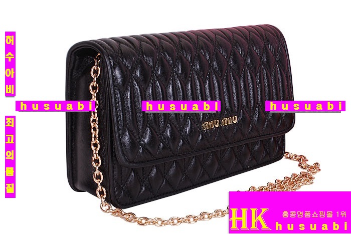 �̿�̿� ���׽�� ũ�ν��� MUG68823-1