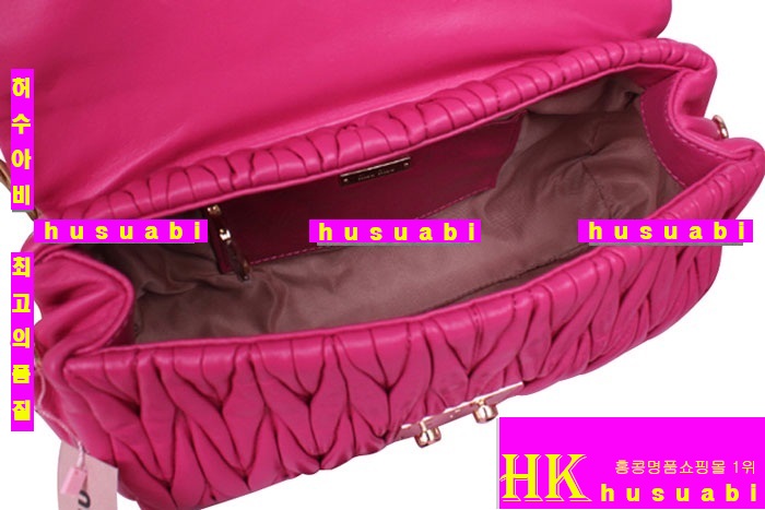 �̿�̿� ���׽�� ũ�ν��� MUG81237-1