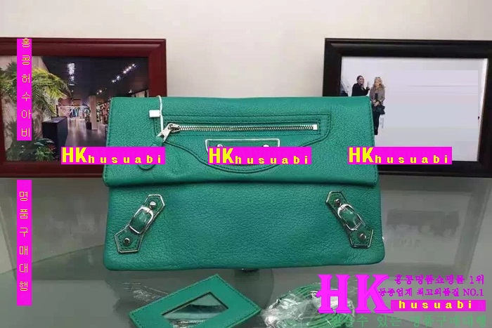 �߷��þư� Ŭ��ġ�� 084357-4