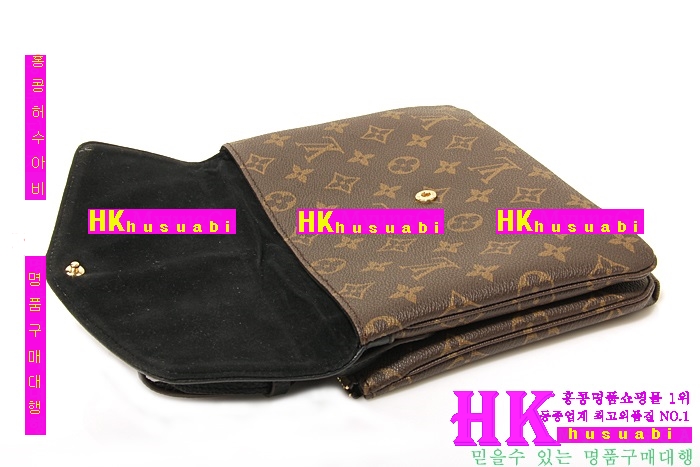 2015 ���̺��� ���׷� Ʈ���� M50184-2 (3��������) 