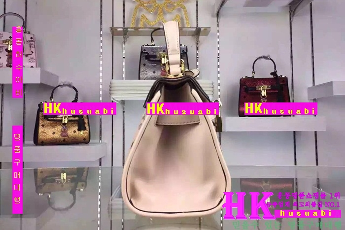 ������ (MCM) ��Ʈ/����� 2016�Ż� MCM-66599-7