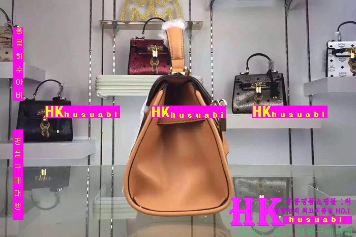 ������ (MCM) ��Ʈ/����� 2016�Ż� MCM-66599-15