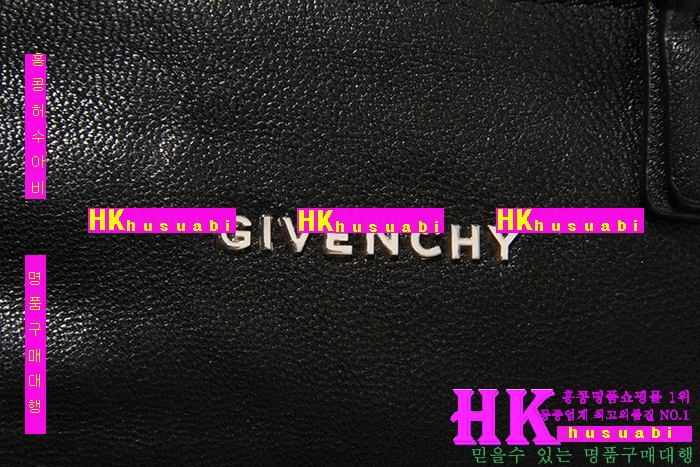 ����� �ǵ��� �̴� ũ�ν��� GV124741-3(��Ʈ��ƾ)