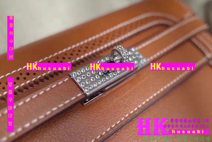 �����޽� ü�ι� �Ż� HE170228-4