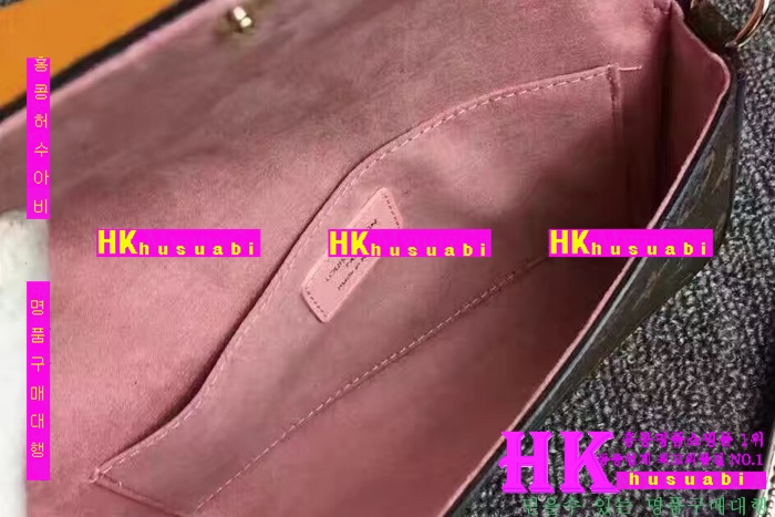 ���̺��� ���� ����Ʈ �縮�� ü�� ũ�ν��� �Ż� LV170228-23