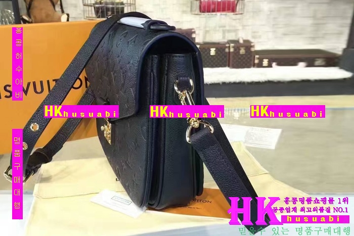 NEW ���̺��� �Ż� �������� ����Ʈ��Ƽ�� ������ ũ�ν��� LV170323-35