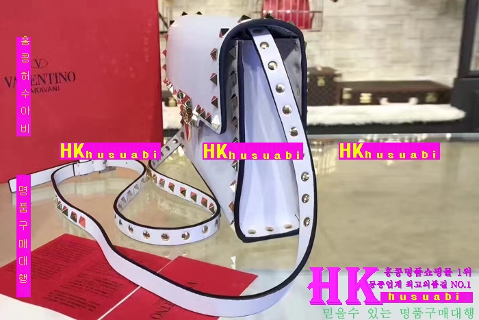 NEW �߷�Ƽ�� �Ż� ������ ���͵� ũ�ν��� VT170324-8