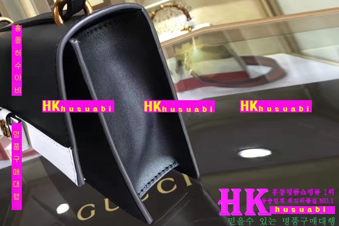 NEW ���� �Ż� ������ ũ�ν��� GU170401-47