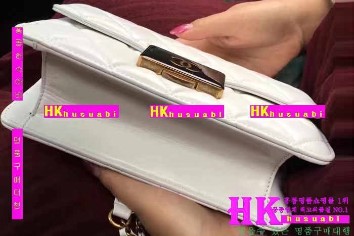 NEW ���� �Ż� ����Ų ĳ��� ������ ü�� ũ�ν��� CH170405-59