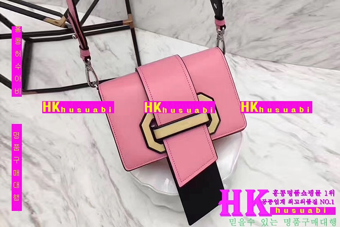 �ڹ̷��ޡ�NEW ����� �Ż� ������ ũ�ν��� PA170405-20