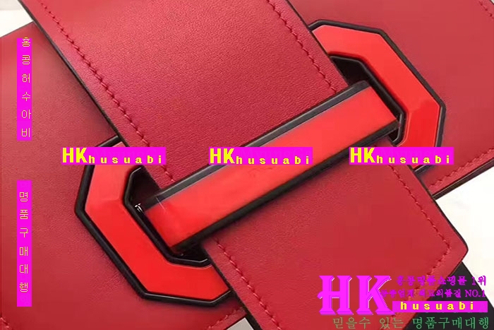 �ڹ̷��ޡ�NEW ����� �Ż� ������ ũ�ν��� PA170405-21