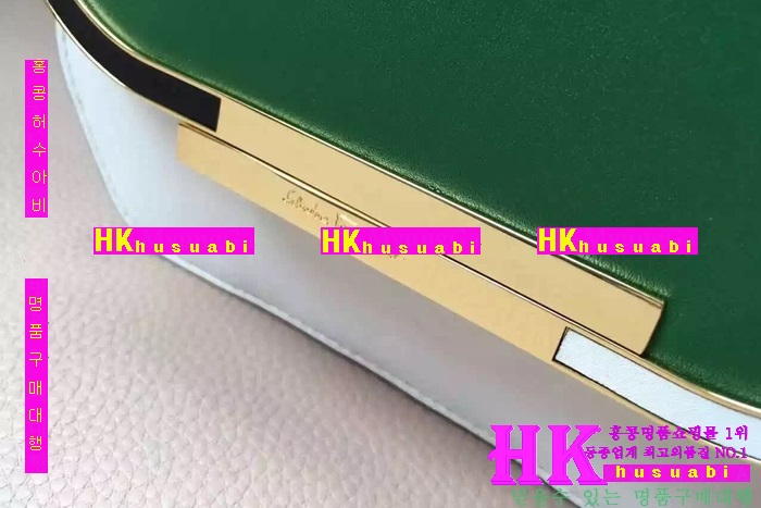 �ڹ̷��ޡ� NEW ��󰡸� ������ ũ�ν��� PE170504-6