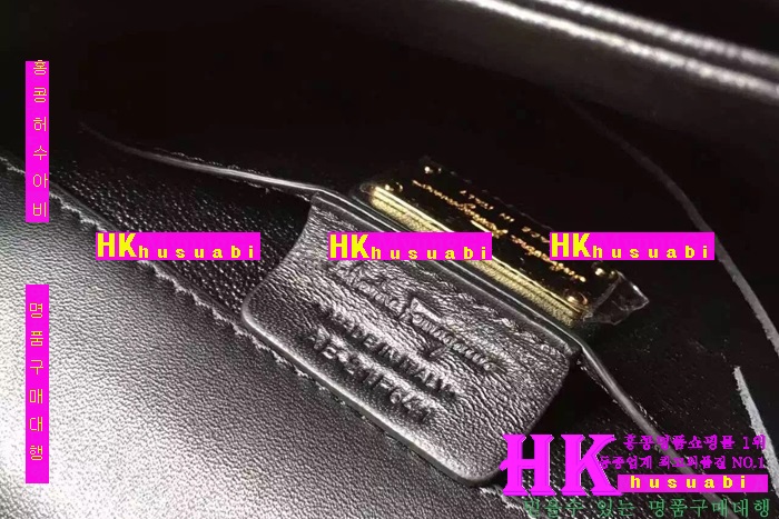 �ڹ̷��ޡ� NEW ��󰡸� ������ ũ�ν��� PE170504-5