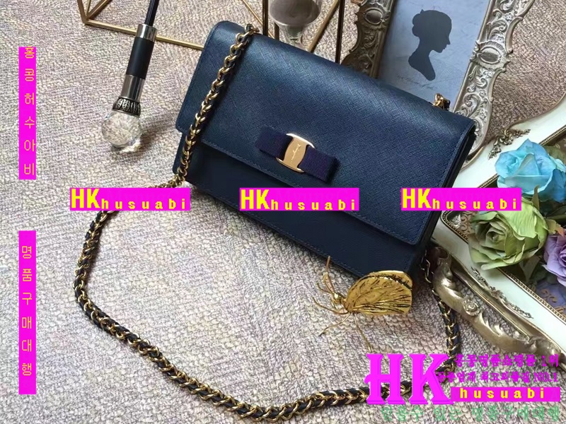  NEW  ��󰡸� �Ż�  ũ�ν��� PE170515-31