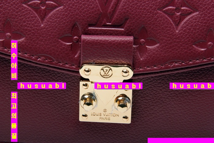 ���̺��� ���ڰ��� M48933-21