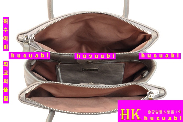 �̿�̿찡���� MI0942-4