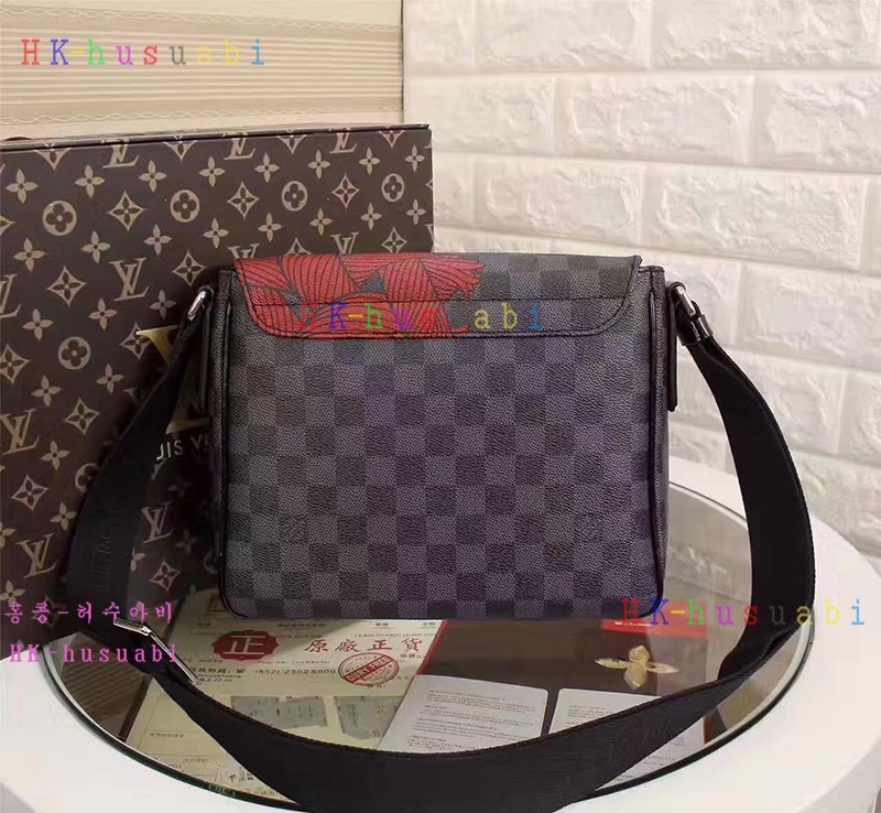 NEW ���̺��� �Ż� ũ�ν��� M41714