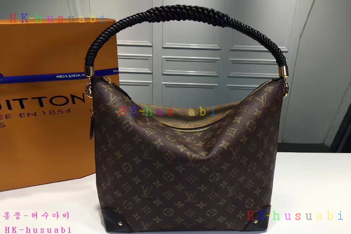 NEW 17S/S ���̺��� Ʈ���̾ޱ� ����Ƽ ����� M44130