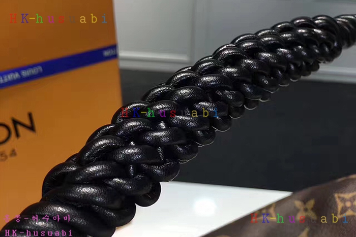 NEW 17S/S ���̺��� Ʈ���̾ޱ� ����Ƽ ����� M44130