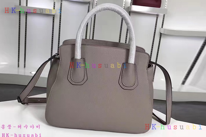 NEW 17F/W �����  �Ż� ���� ��Ƽ������ GV05117012