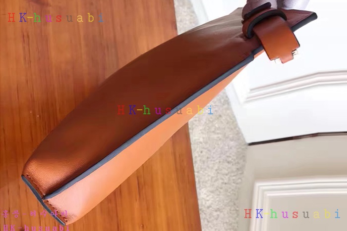 �ڹ̷��ޡ�NEW 17F/W �ο��� �Ż�  Ŭ��ġ �� 084396