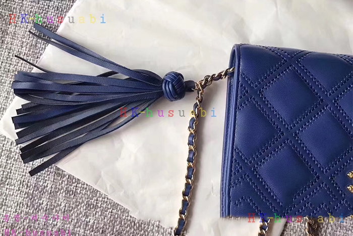 �ڹ̷��ޡ�  2017F/W  ���� ũ�ν� �� A08244-22