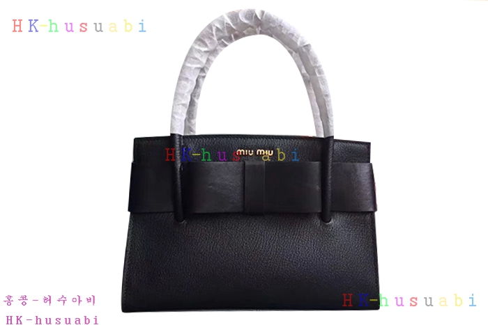 �ڹ̷��ޡ� 2017F/W �̿�̿� �Ż� ����� ���� ��Ʈ�� �̵� 5BA056-1