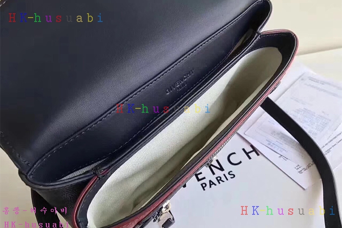  2017F/W �Ż� ����� ������ ũ�ν� �� GV779922-3