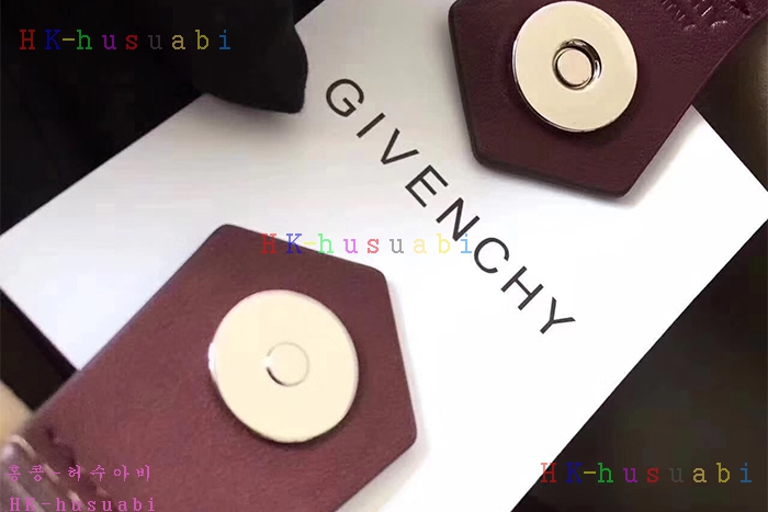 �ڹ̷��ޡ� 2017F/W �Ż� ����� ������ ũ�ν� �� GV719016-14