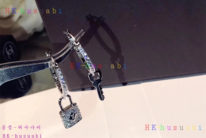 17F/W ���̺��� �Ż� �Ͱ��� LV598898