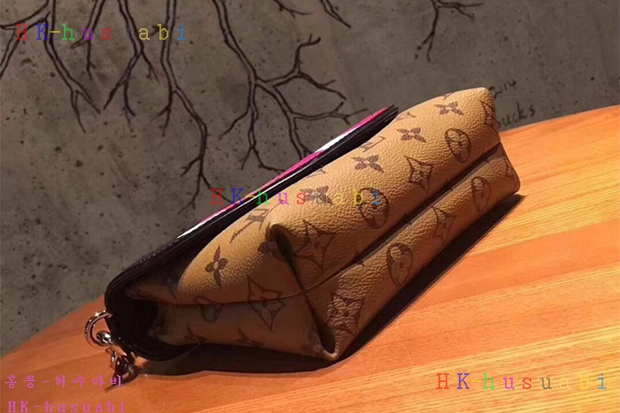 2018 NEW �ֽŻ� ����Ʈ ����Ű M43532